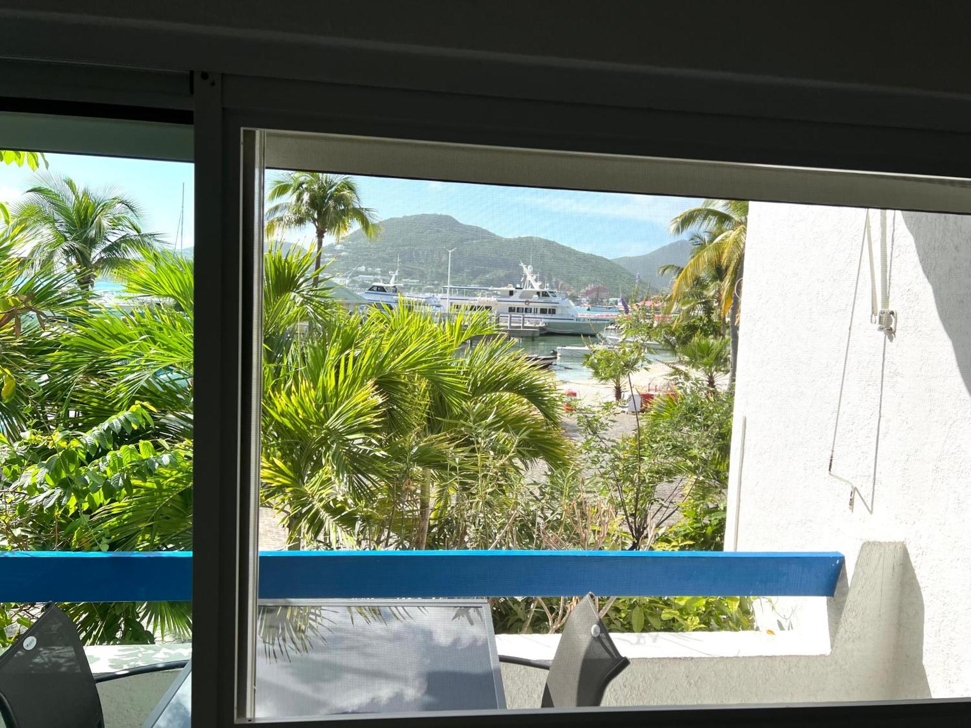Appartement Neuf En Plein Coeur De Philipsburg Philipsburg  Exterior foto